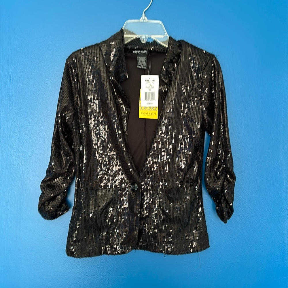About A Girl sequin look button front jacket with front pocket size Xs nwt